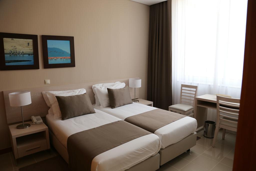 Fly Hotel Luanda Kültér fotó