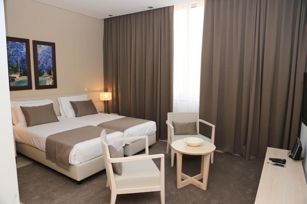 Fly Hotel Luanda Kültér fotó