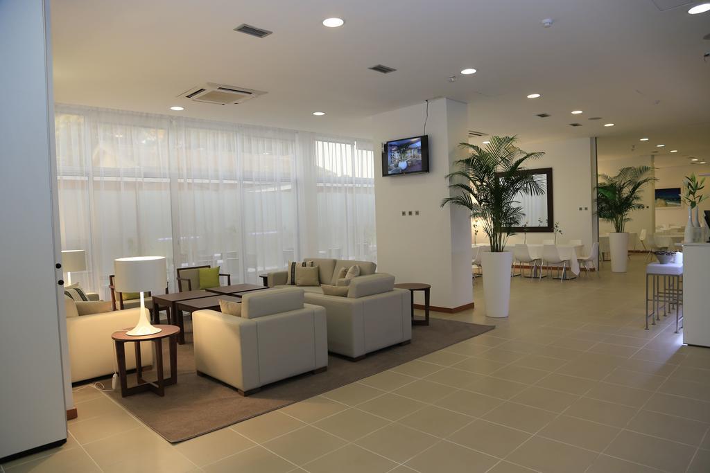 Fly Hotel Luanda Kültér fotó